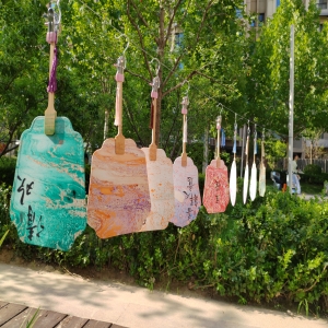 隆泰物業(yè)公司開展漆扇手工制作活動