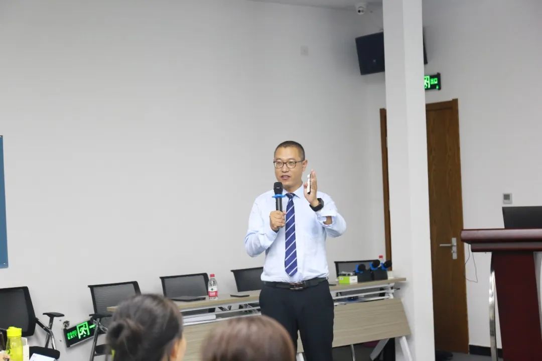 隆泰物業(yè)蔚藍(lán)計(jì)劃培訓(xùn)順利結(jié)營(yíng)(圖1)