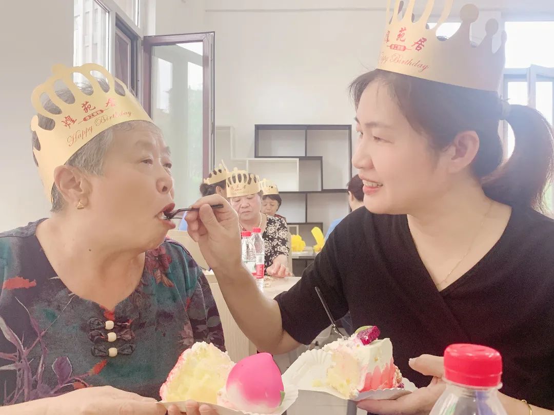 隆泰物業(yè)  愛老助老，托起老年人穩(wěn)穩(wěn)的幸福(圖3)